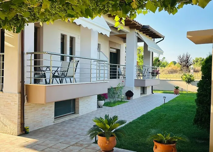 Kallis * Nea Kallikrateia